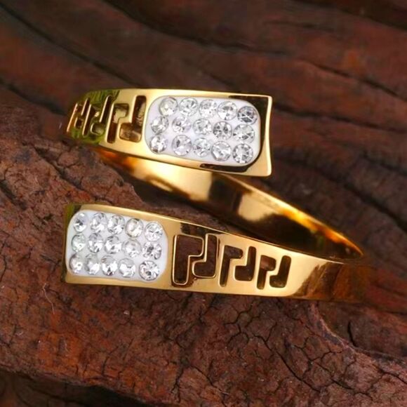 Chic Wrap Adjustable Ring Stainless Steel 18k Gold Plated Paved Shining Zirconia - Picture 2 of 11